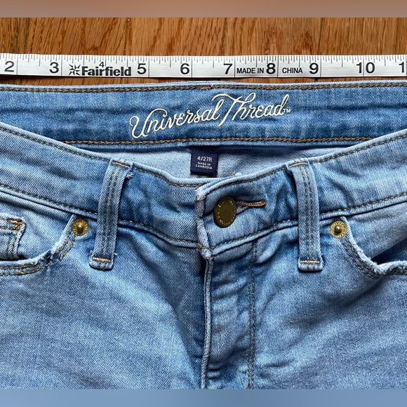 Universal Thread Mid Rise Skinny Jeans - Picture 9 of 12